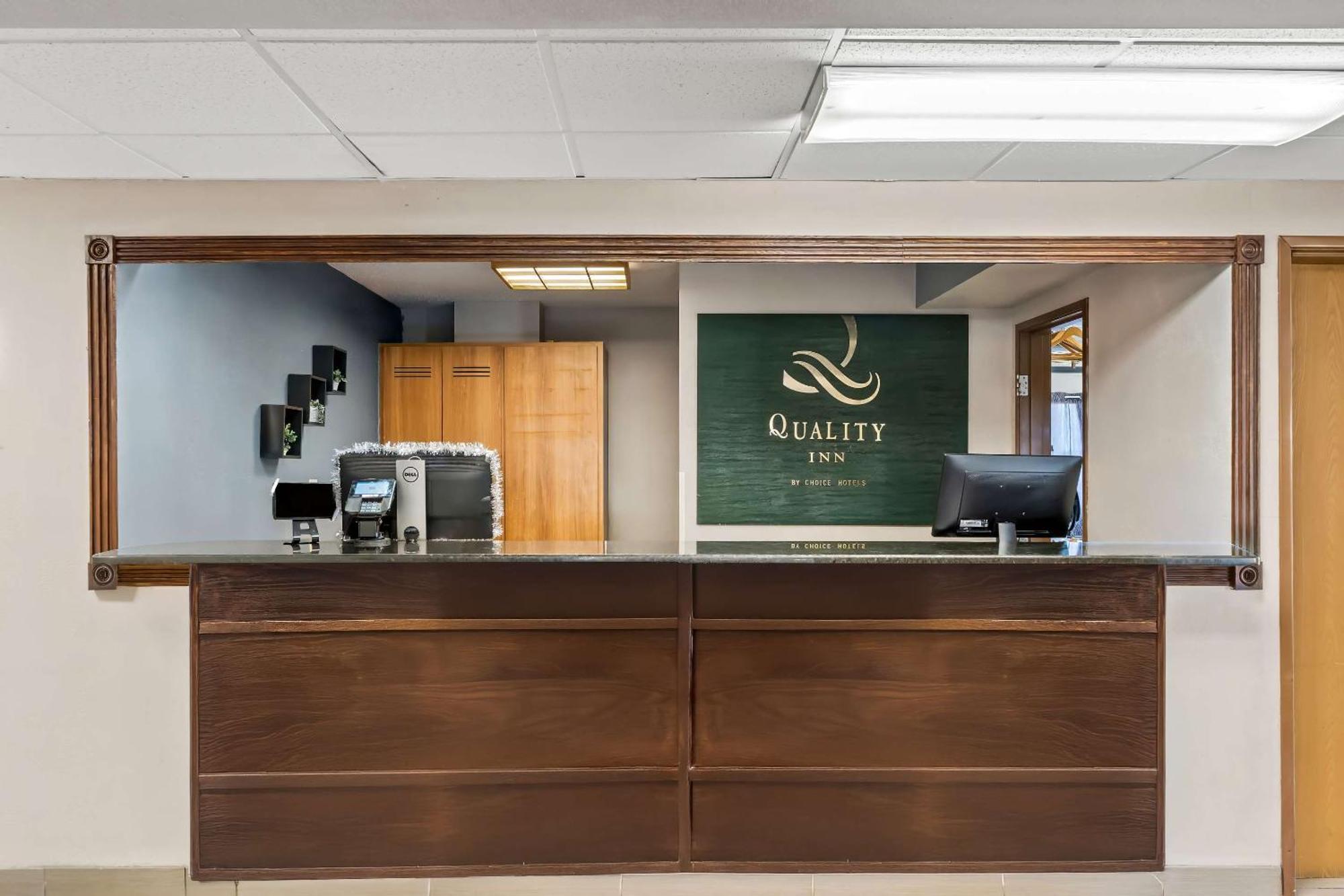 Quality Inn Sidney I-80 Exterior foto